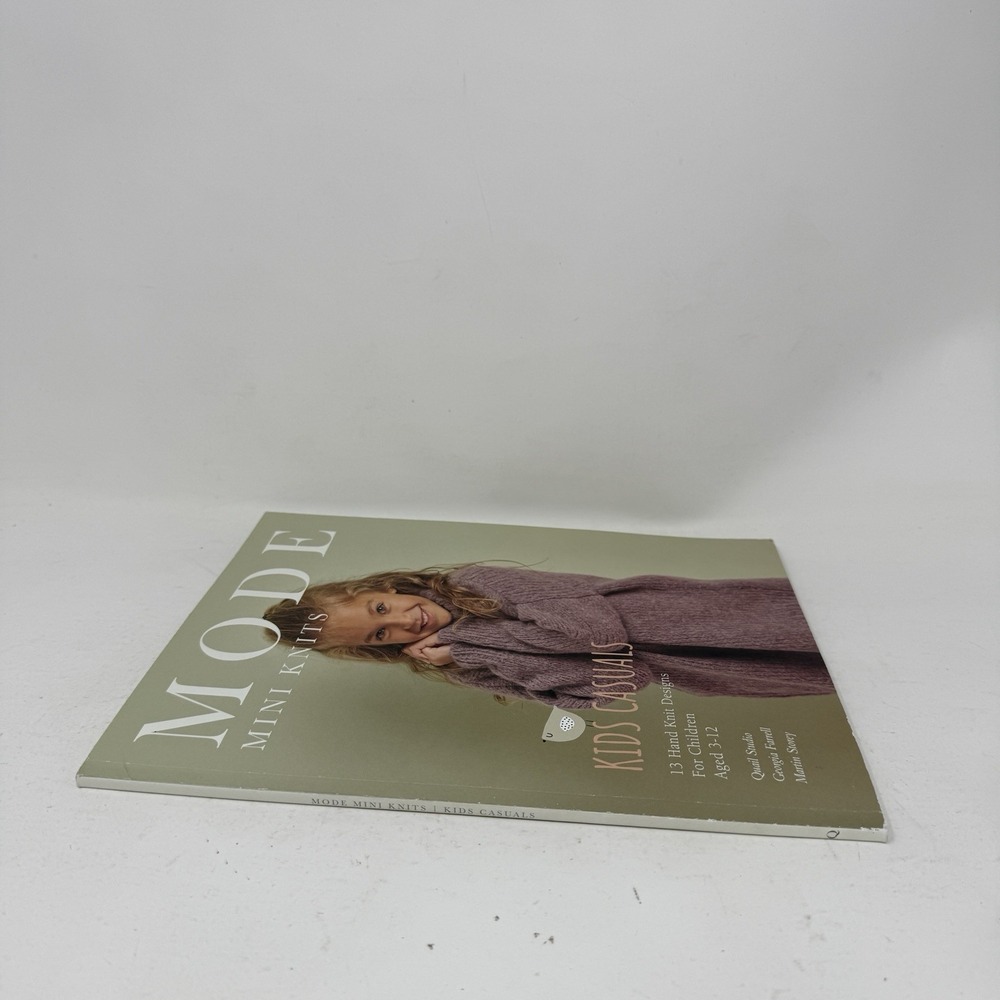 MODE Mini Knits Kids Casuals 13 Hand Knit Design Patterns for Children Booklet - Picture 3 of 4
